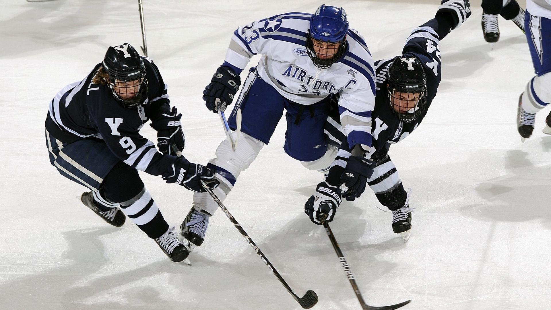 总决赛之夜,厄德高的提前退场宣言