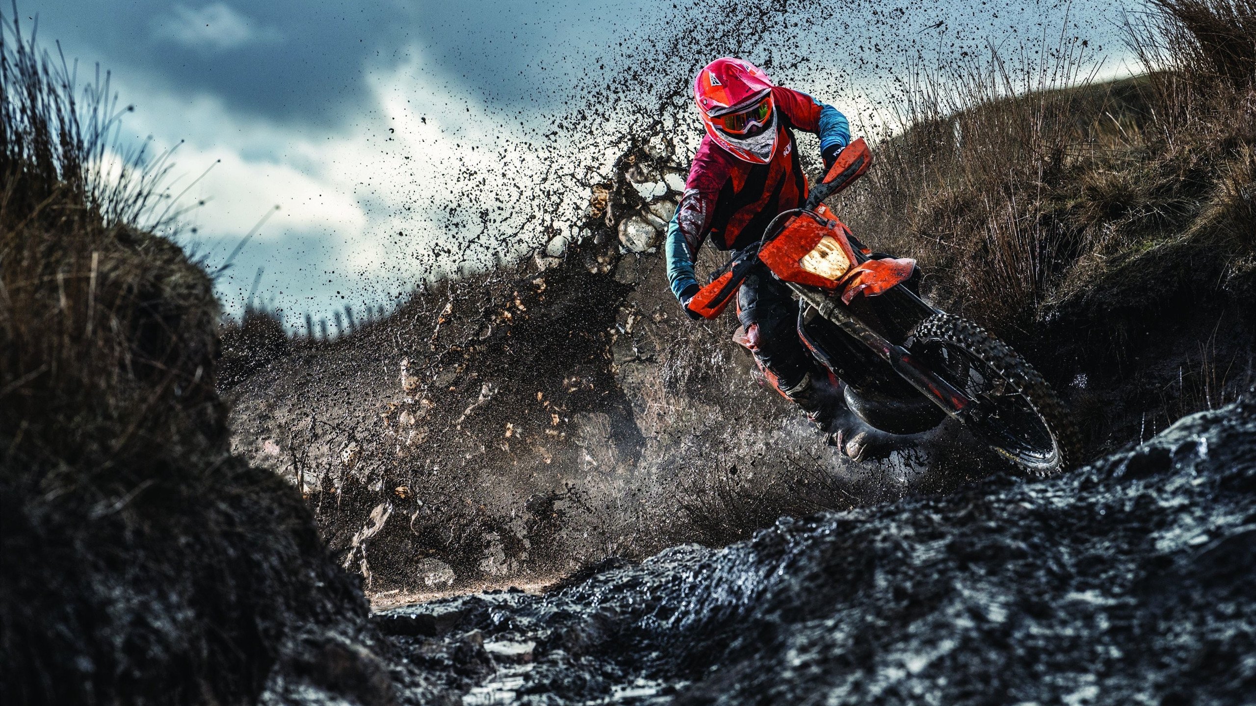 开云足球直播-北欧风暴席卷非洲雄狮，挪威战术碾压塞内加尔，凯恩状态火热成全场焦点